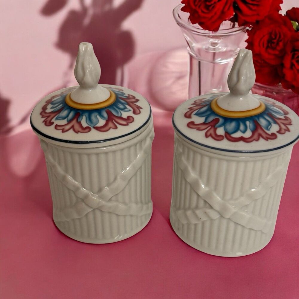 Elizabeth Arden Porcelain Canister Jars –  2 Vintage Floral Lid Bird Finials
